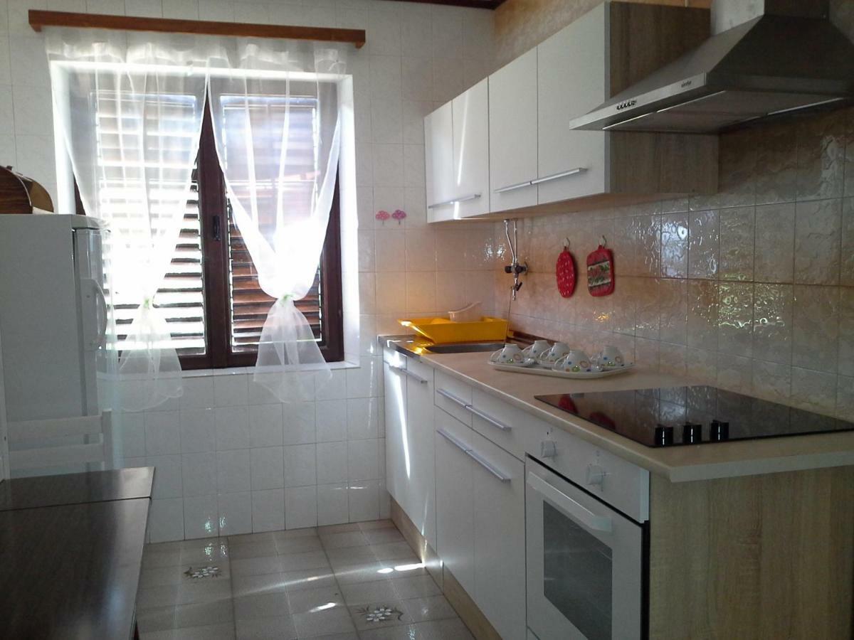 Apartament Berto Nerezine Zewnętrze zdjęcie